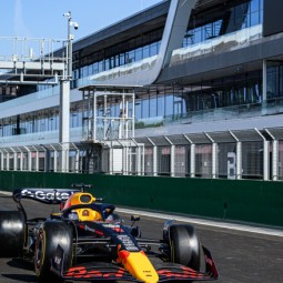 Forma 1 h&eacute;tv&eacute;ge aj&aacute;nlat